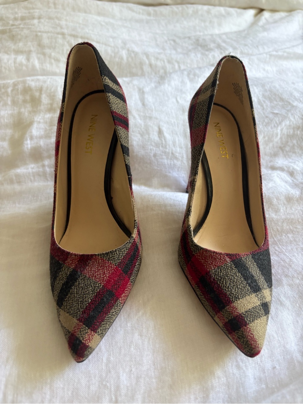 Nine West Tartan plaid fabric pointed-Toe Stiletto Pumps. Worn 1x. Beautiful! - Picture 3 of 8